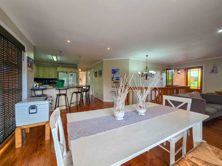 6 Bedroom Property for Sale in Nature On Sea Western Cape